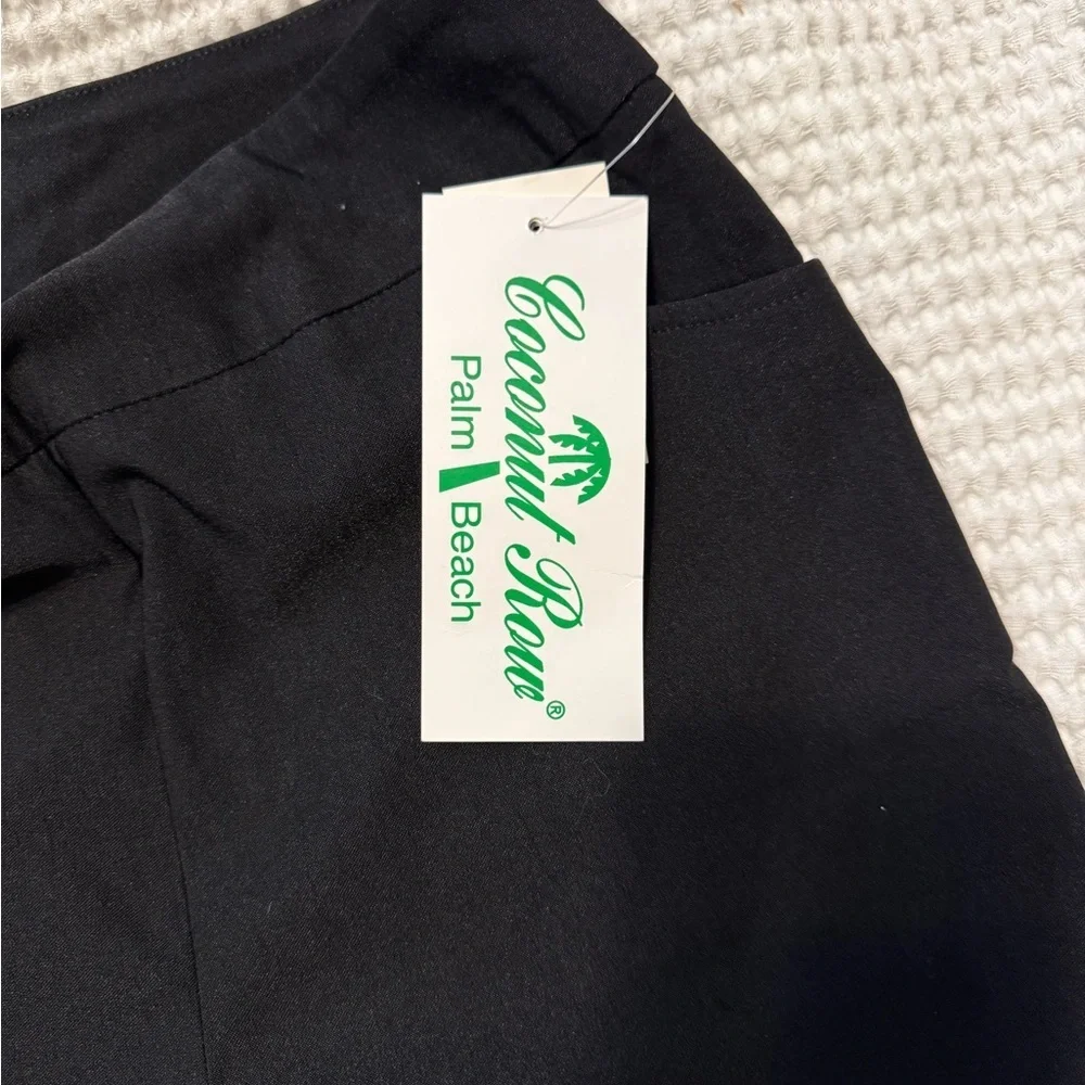 Coconut Row Palm Beach Women's Black Bermuda Shorts NWT 6 - Picture 7 of 8